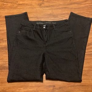 Basic edition straight leg jeans